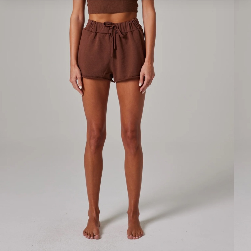Talentless WOMENS RAW EDGE LIGHTWEIGHT SHORTS in Truffle XS